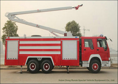 Porcellana Alto camion dei vigili del fuoco dell'offerta del getto di Sinotruck Howo 6x4 con il serbatoio di acqua 5500 L 18m di trivellazione a getto fornitore