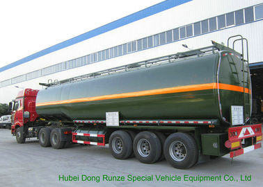 Porcellana Un camion cisterna chimico di 3 assi per 30 - 45MT trasporto dell'acido fluoridrico/HCl fornitore