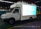 Camion dello schermo LED di colore pieno di IVECO P10 video con il contenitore di tabellone per le affissioni di Digital LED fornitore